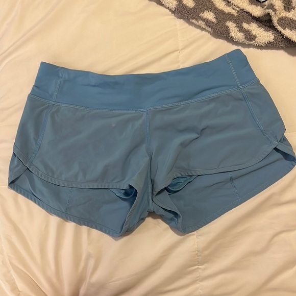 lululemon speedups 2.5 in blue - Picture 2 of 4